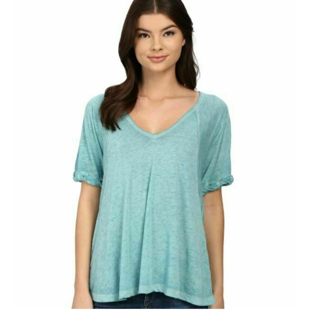 We The Free V-Neck Lightweight Top Women’s Size Small Casual Boho